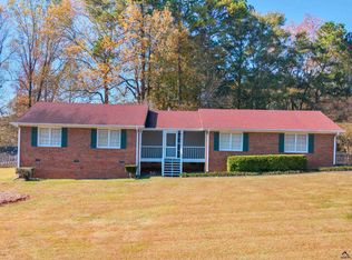 222 Farmbrook Pkwy, Stockbridge, GA 30281
