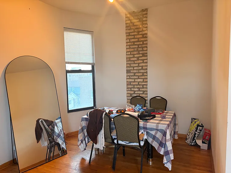 1337 W Huron St #3F — Photo 6