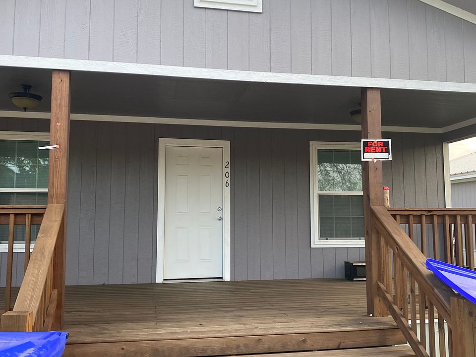 1st image of 206 E Morris St
