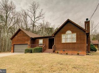 1706 Lakeview Dr, Cross Junction, VA 22625