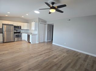 5113 Devils Glen Rd APT 229, Bettendorf, IA 52722