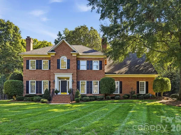 1211 Jericho Ln, Charlotte, NC 28270