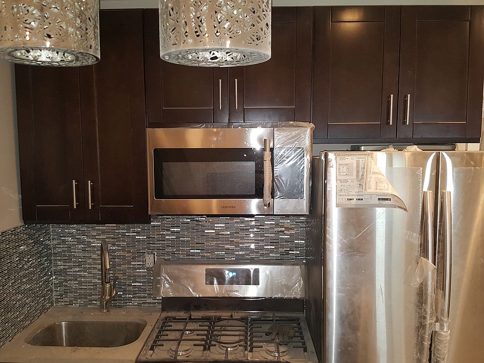 1st image of 3214 106th St