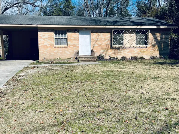 2475 N Groveland Cir, Macon, GA 31206
