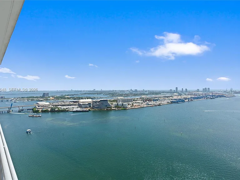 335 Biscayne Blvd #4112 — Photo 7