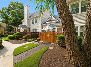 705 Rapidan River Ct APT E, Chesapeake, VA 23320