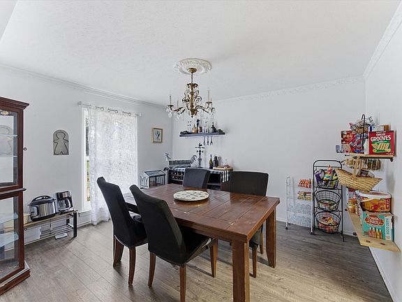 5th image of 1406 Braewood Pl