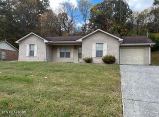 8119 Jeanie Ln, Knoxville, TN 37938