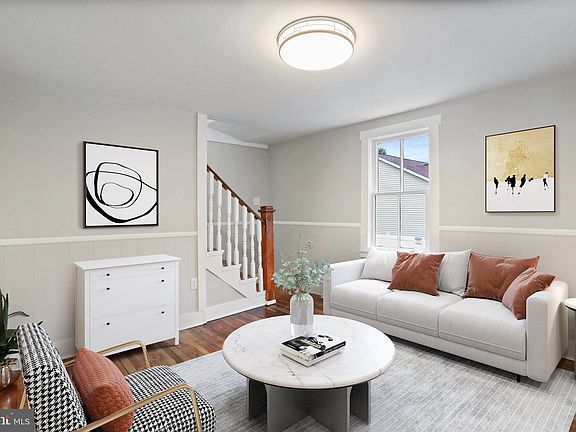 4th image of 618 Capon St