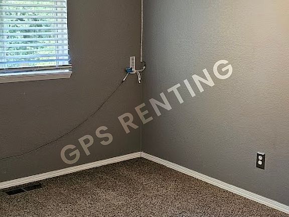 4th image of 12226 NE 138th Pl