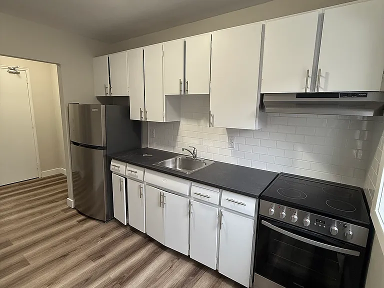 29 Cartwright St #3 — Photo 7