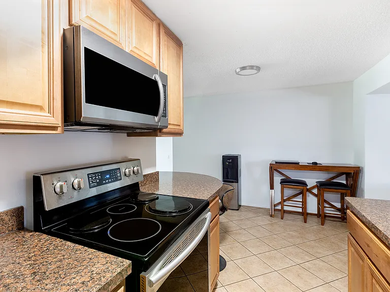 1041 Jadewood Ave — Photo 7