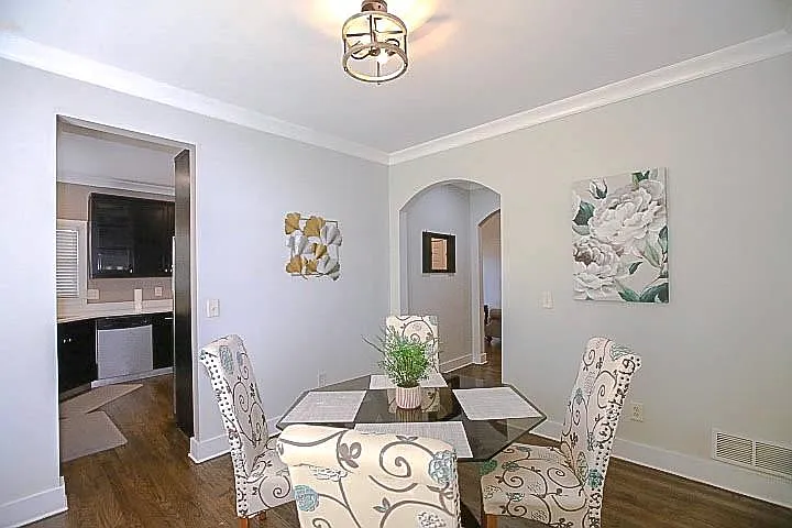 1285 Martin St SE — Photo 7