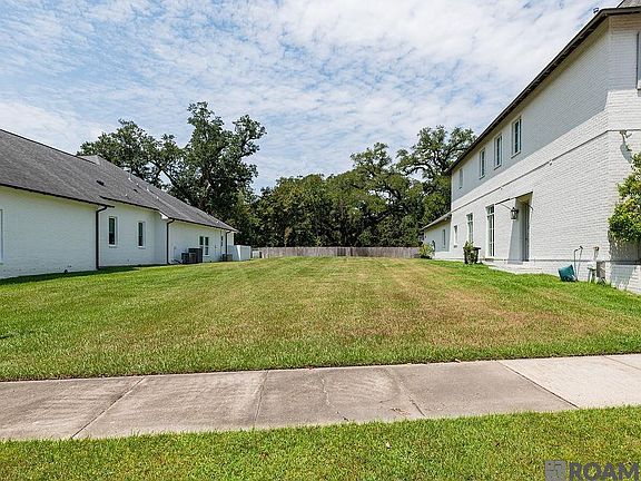 4th image of 305 Casa Colina Ct