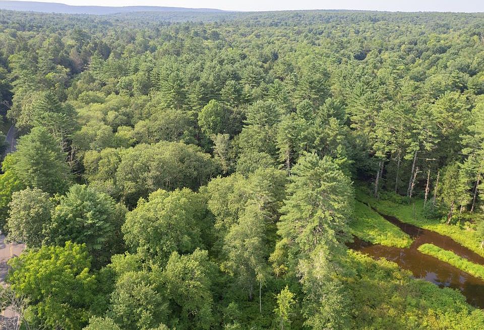 1st image of 590 Cranberry Creek Rd