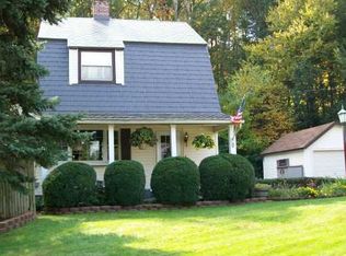 1 Stevens Ln, Tuxedo Park, NY 10987