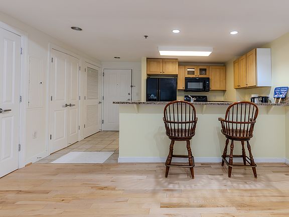 5th image of 777 7th St NW APT 504