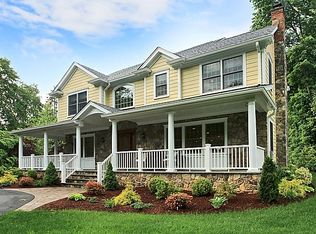 134 Ravine Ave, Wyckoff, NJ 07481