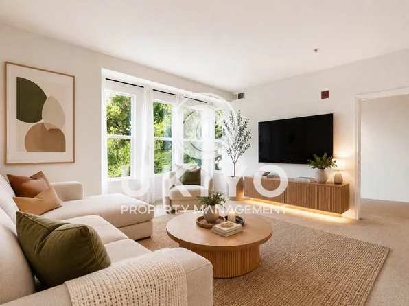 655 12th St APT 218, Oakland, CA 94607