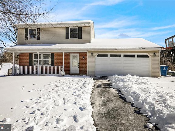 4th image of 3059 Buckthorn Dr