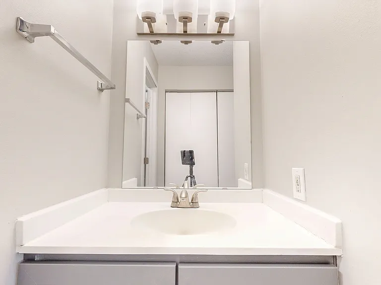 Audenn Apartments — Photo 131