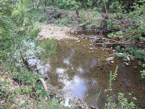 2nd image of Gum Springs Cemetery Ln