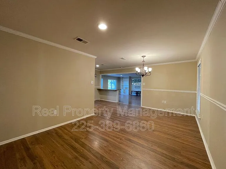 9536 Bermuda Ave — Photo 8