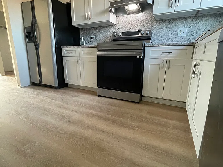 499 McHenry Rd #3B — Photo 7