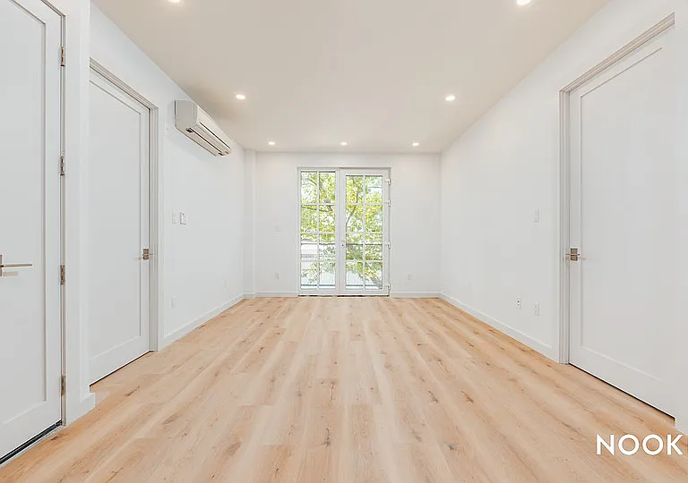 68 Gold St #4W — Photo 9