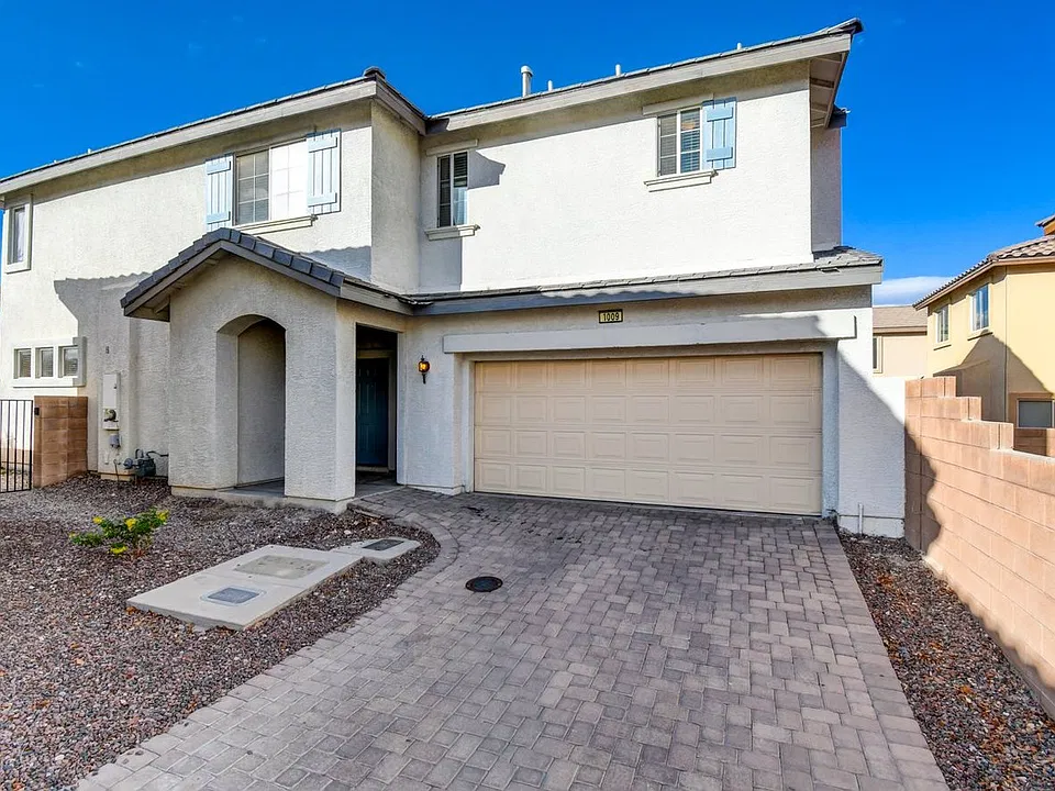 1009 Shades End Ave