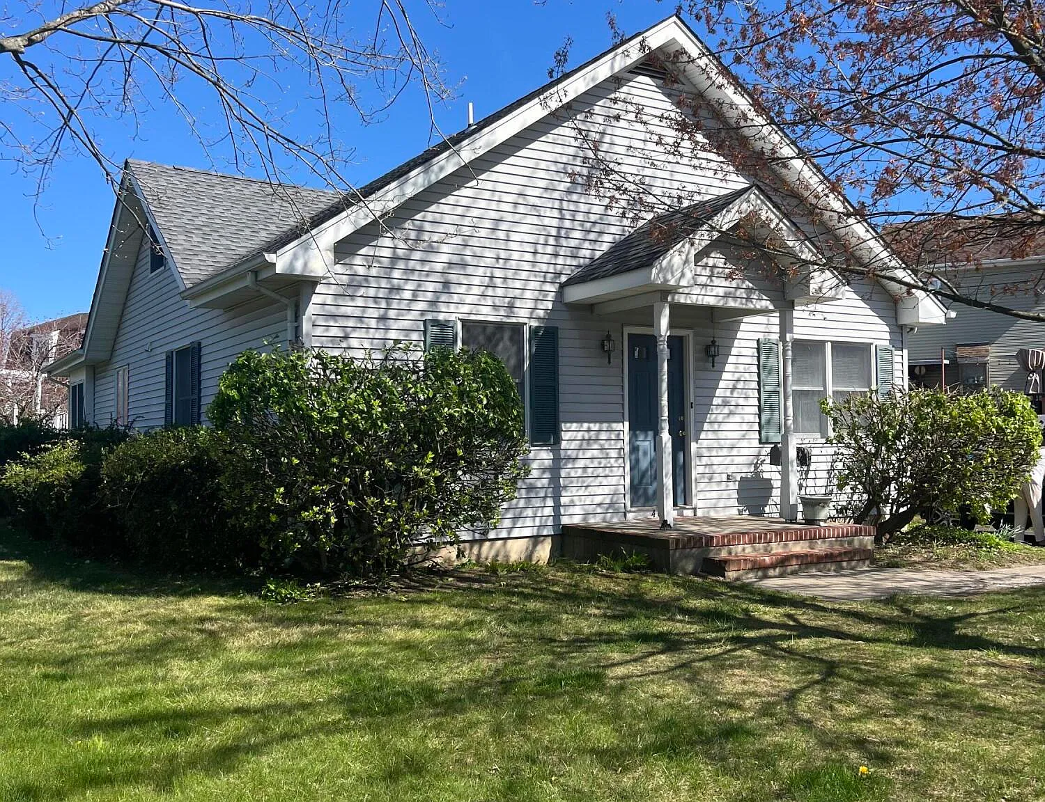 2 bed, 1.5 bath, 1004 sqft, $3,750 — Photo 1