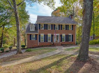 137 Waterford Dr, Inman, SC 29349
