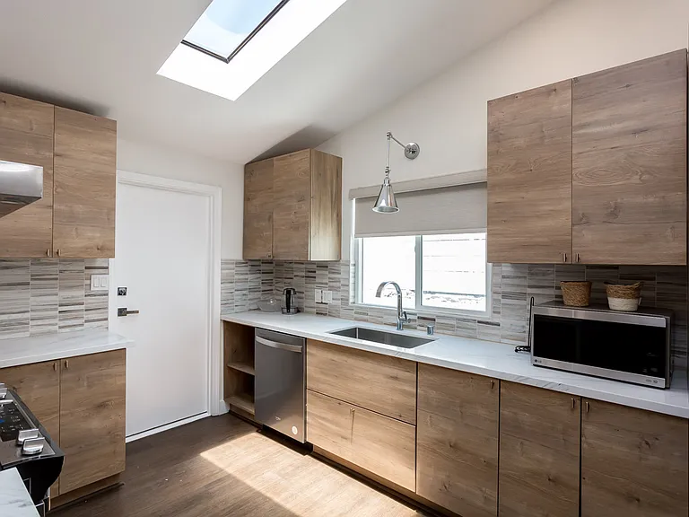 2021 Cardinal Dr — Photo 13