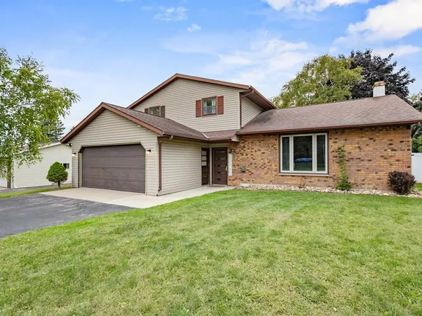 235 N 18th Ave, Sturgeon Bay, WI 54235