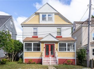 6 Wesley St, Newport, RI 02840