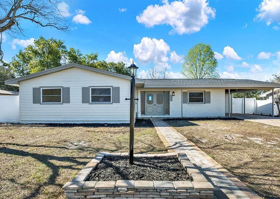 1st image of 4643 Crescent Rd