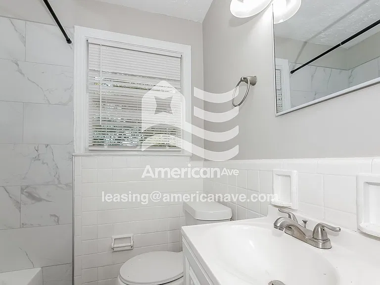 1139029_014_wm_-_bathroom_13244017.jpg