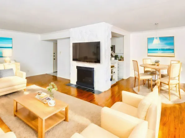 1242 S Barrington Avenue #209, Los Angeles, CA 90025