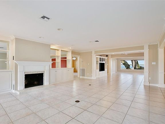 5th image of 504 Banning Beach Rd