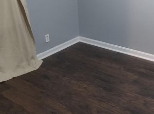 1 E Beach Rd, Williamstown, NJ 08094