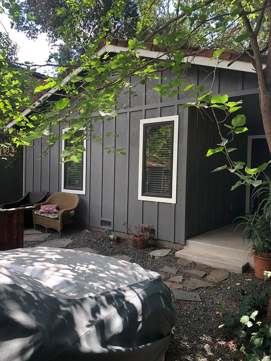 Building Photo - 1411 Laurenita Way