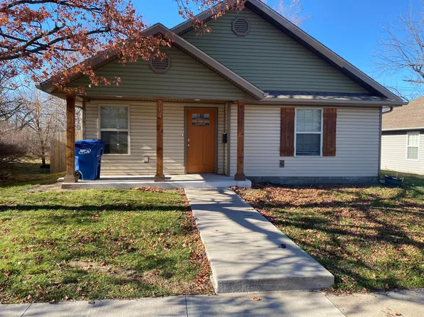 714 Prospect Ave, Webb City, MO 64870