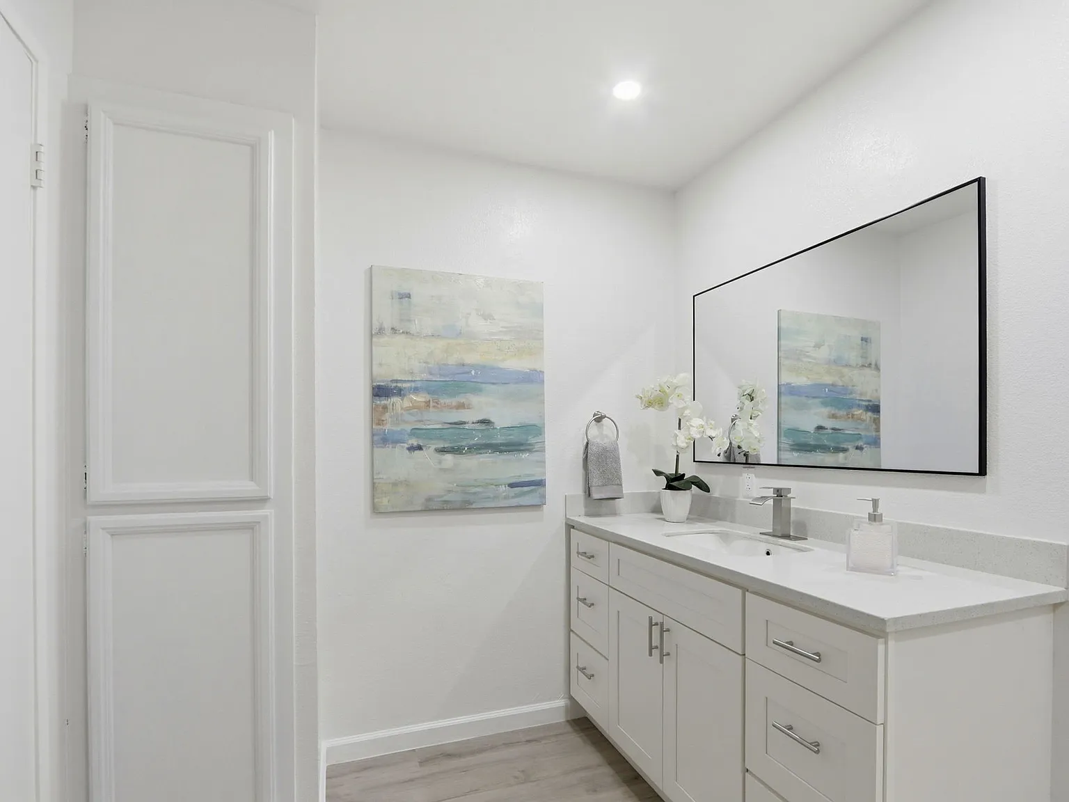 3 bed, 1450 sqft, $4,500 — Photo 3