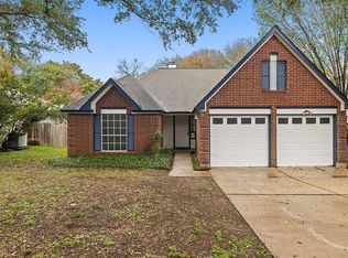 734 Shade Tree Dr, Austin, TX 78748