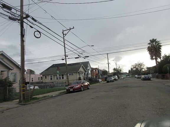 3rd image of 1800 40th Ave