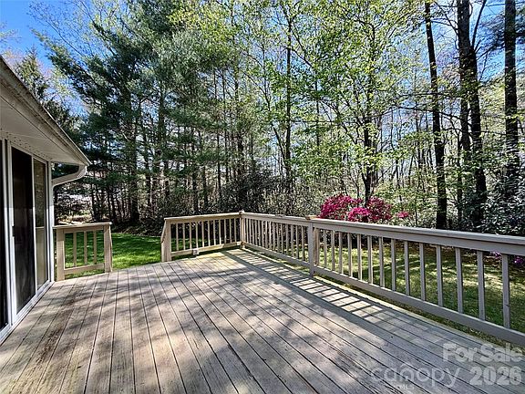4th image of 3011 N Essex Ct
