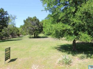 700 Indian Trl, Salado, TX 76571