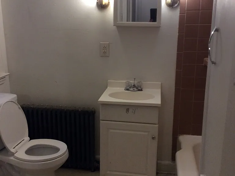 729 W Poplar St #1 — Photo 3