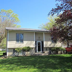 1st image of 419 Teagarden Dr