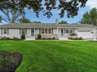 39 Rolling Acres Dr, Cumberland, RI 02864
